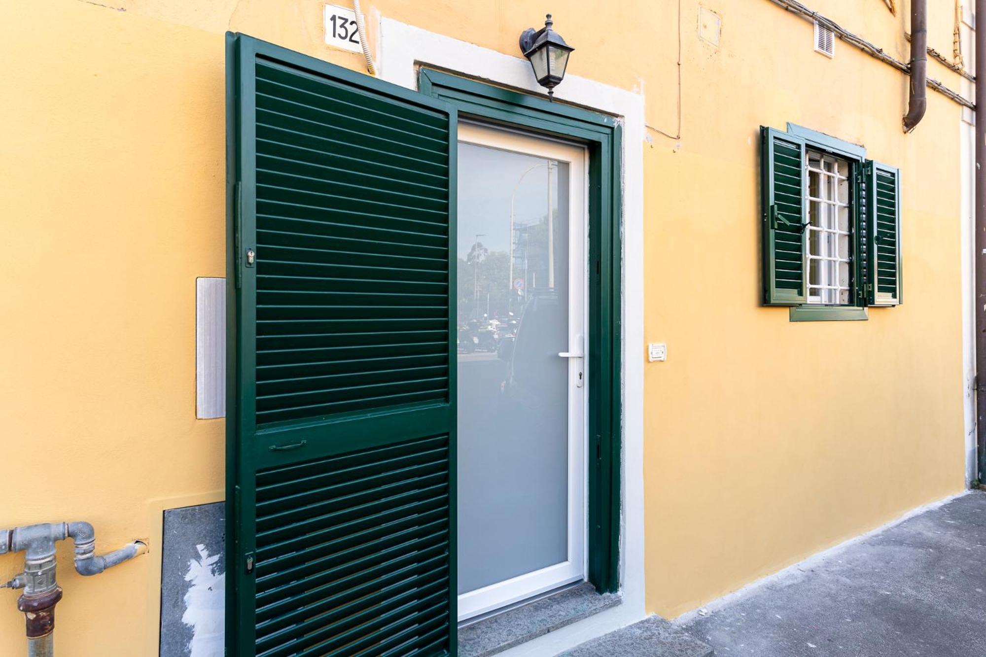 Livorno Yellow Apartament Near The Sea 外观 照片